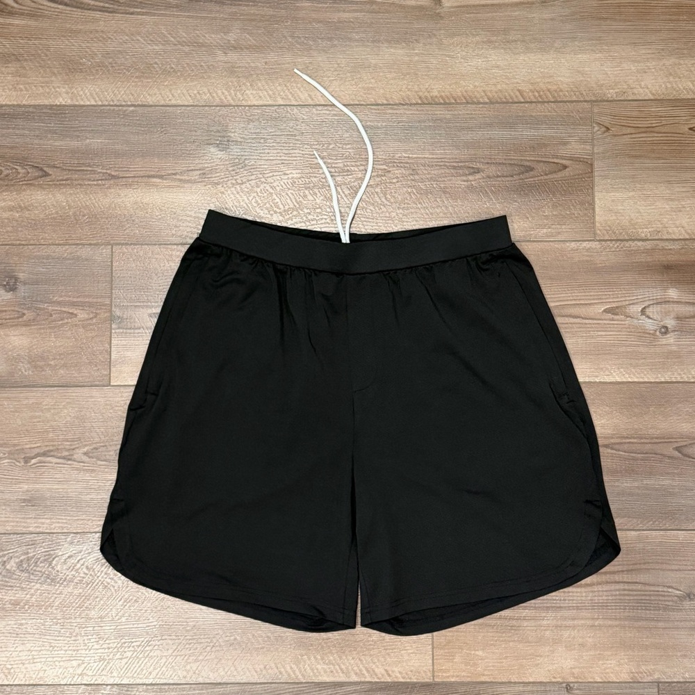 Black Mesh Gym Shorts Men’s Medium w/ Zip Pockets